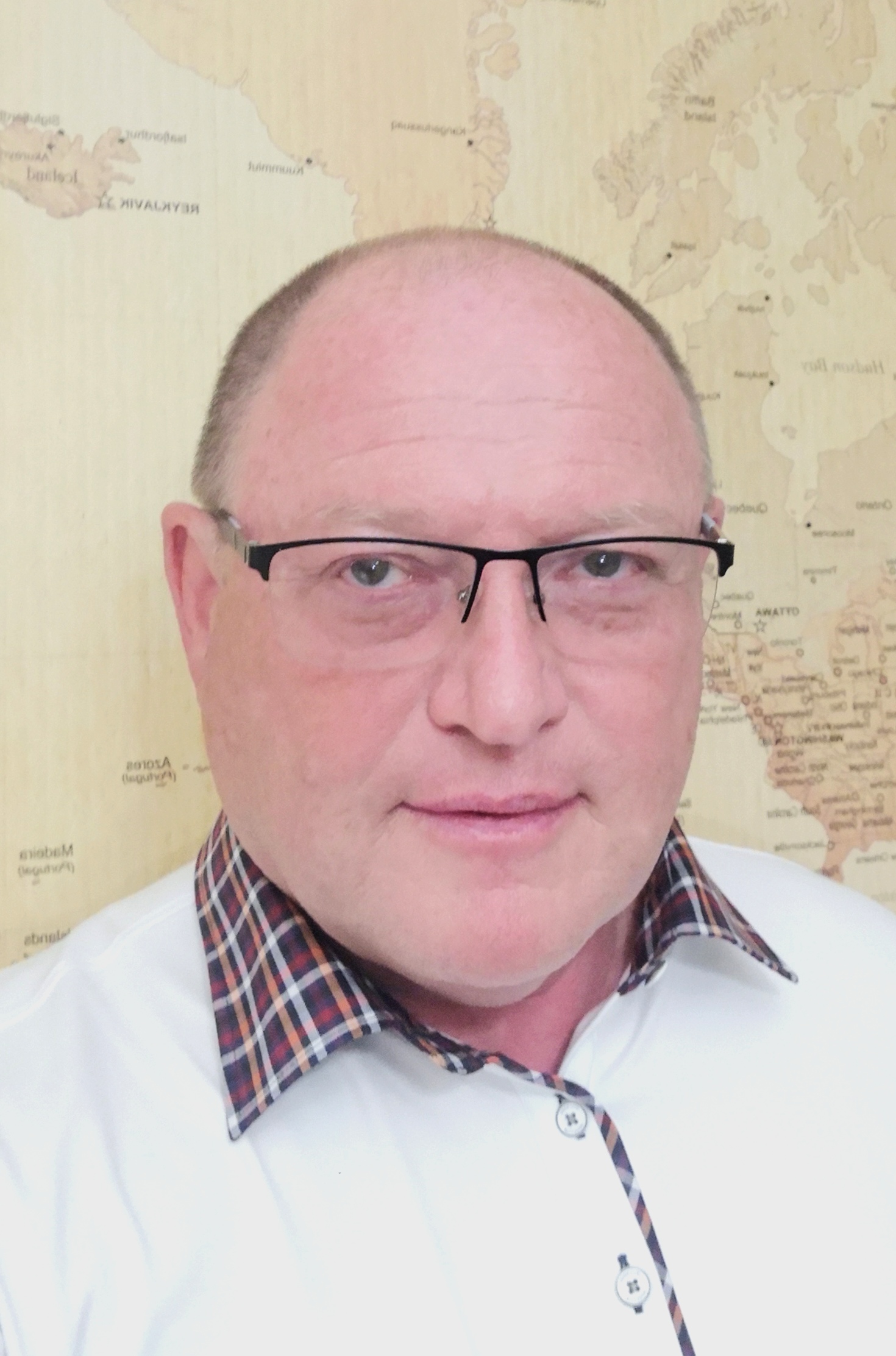 O Towarzystwie 3 dr n.med. Marek Popielarz
